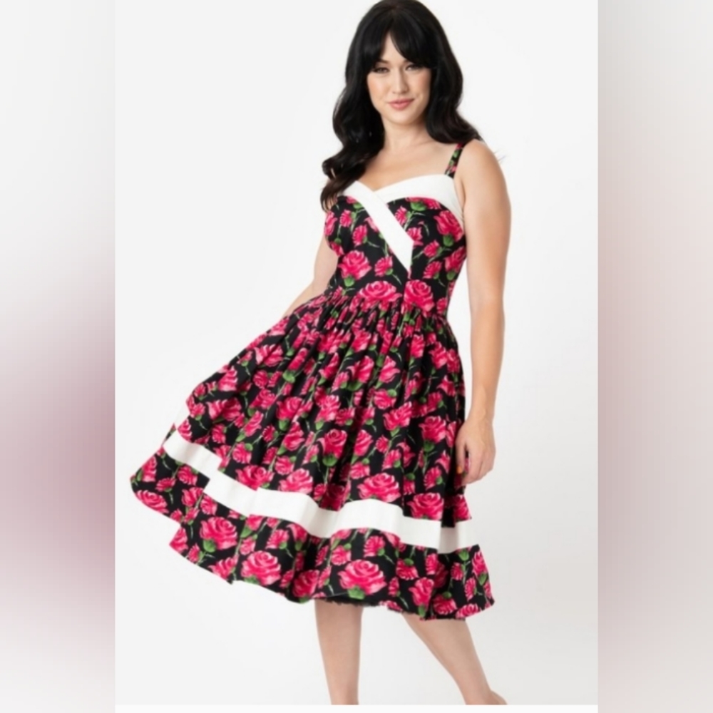 Unique Vintage floral dress NWOT L
